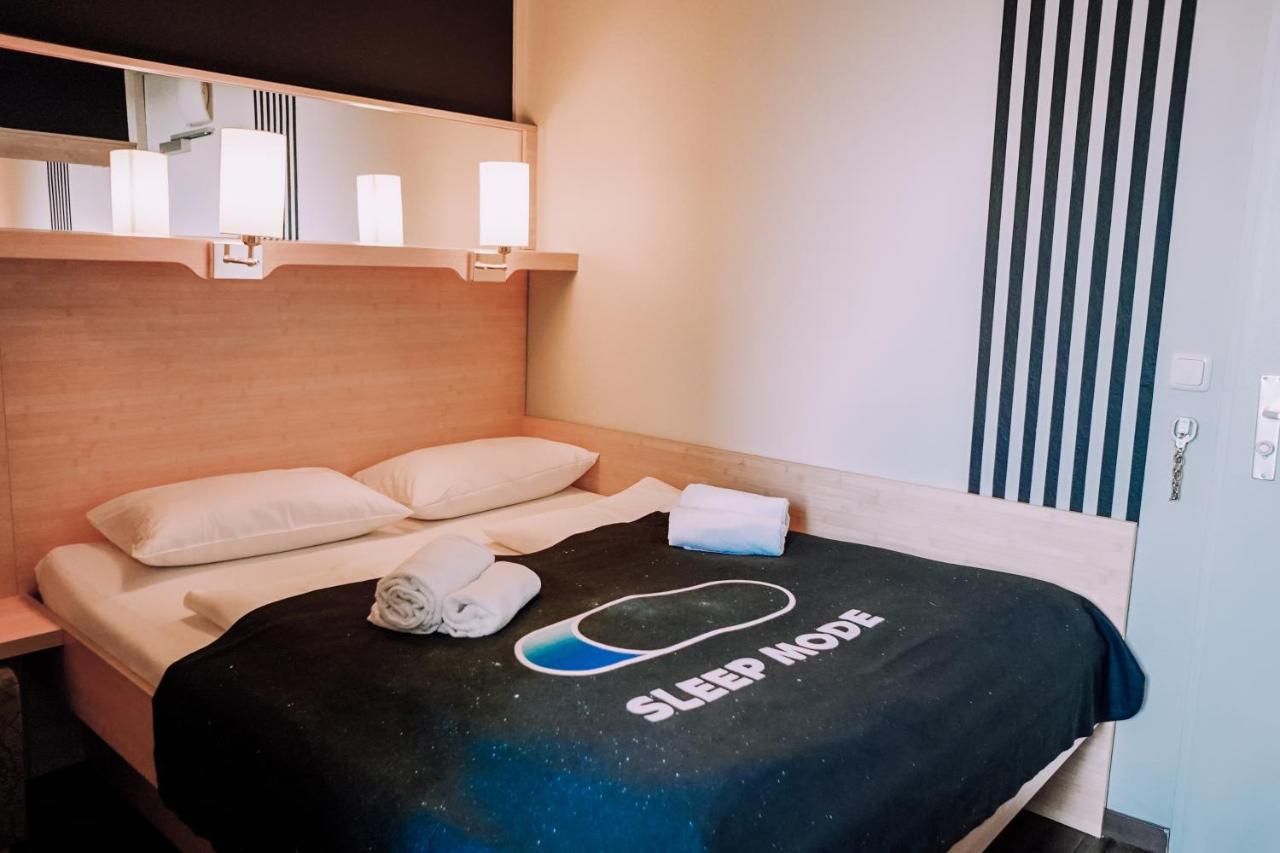 Rcadia Gaming House Bed & Breakfast Hamburg Luaran gambar